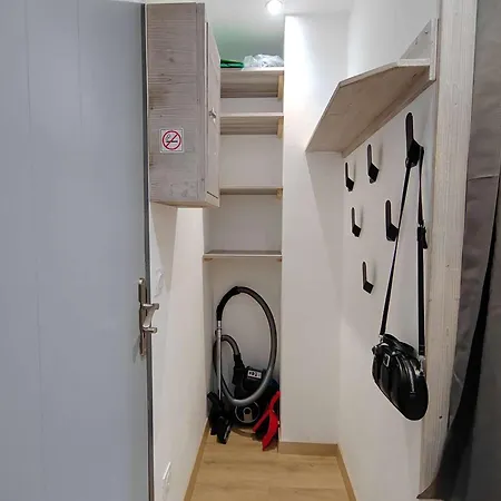 De 23m² Skis Aux Pieds, Rénové, Balcon Est, Max 4 Pers - Fr-1-545-52 * Val Thorens