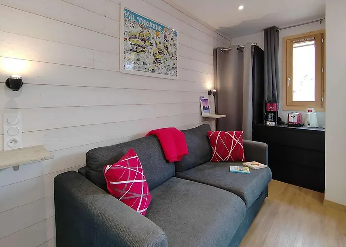 De 23m² Skis Aux Pieds, Rénové, Balcon Est, Max 4 Pers - Fr-1-545-52 * Val Thorens